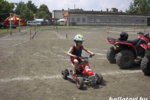 taxisnap_2006 039.JPG